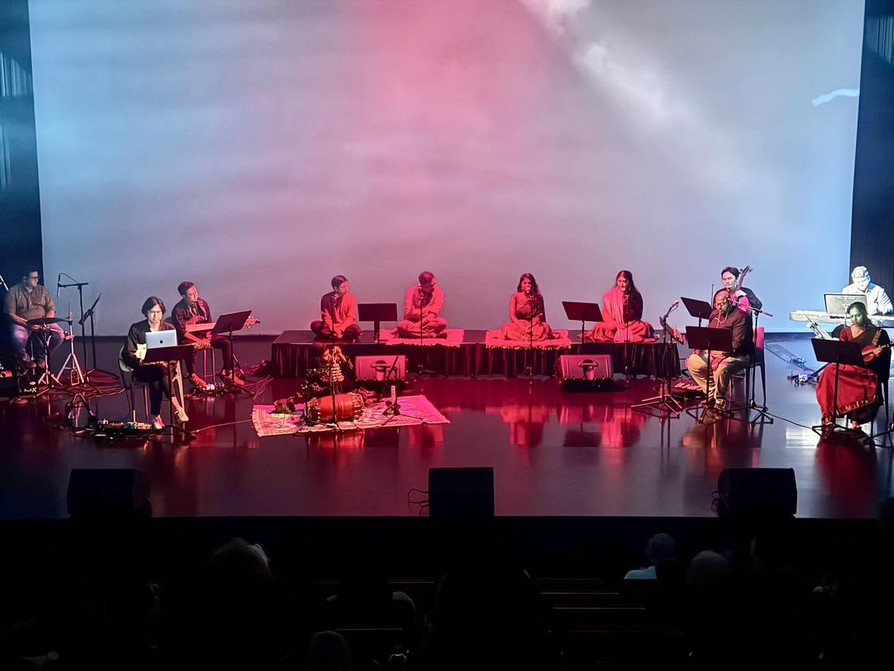 Storyteller engaging the audience at Ainthinai: A Timeless Bond