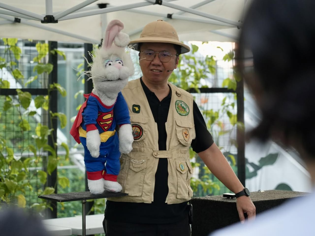 Crowd gathered for the evening show at OTH Wellness Garden