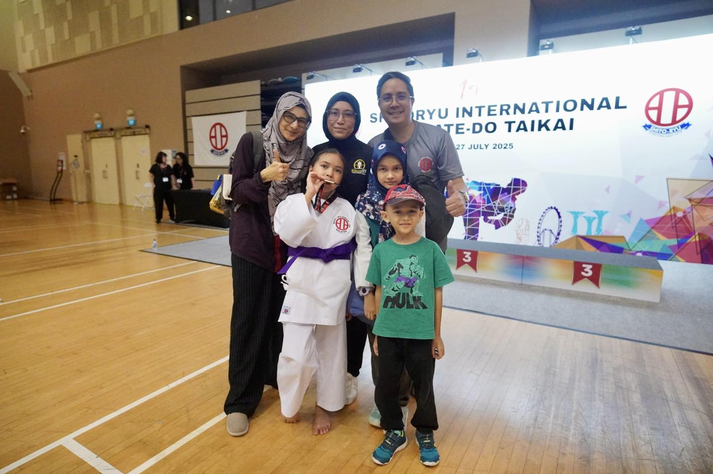 A moment of focus and respect during the Karate-Do Taikai