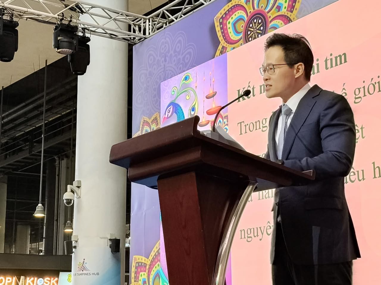 Attendees gather for the opening ceremony of the Vietnam Phở Festival 2025.