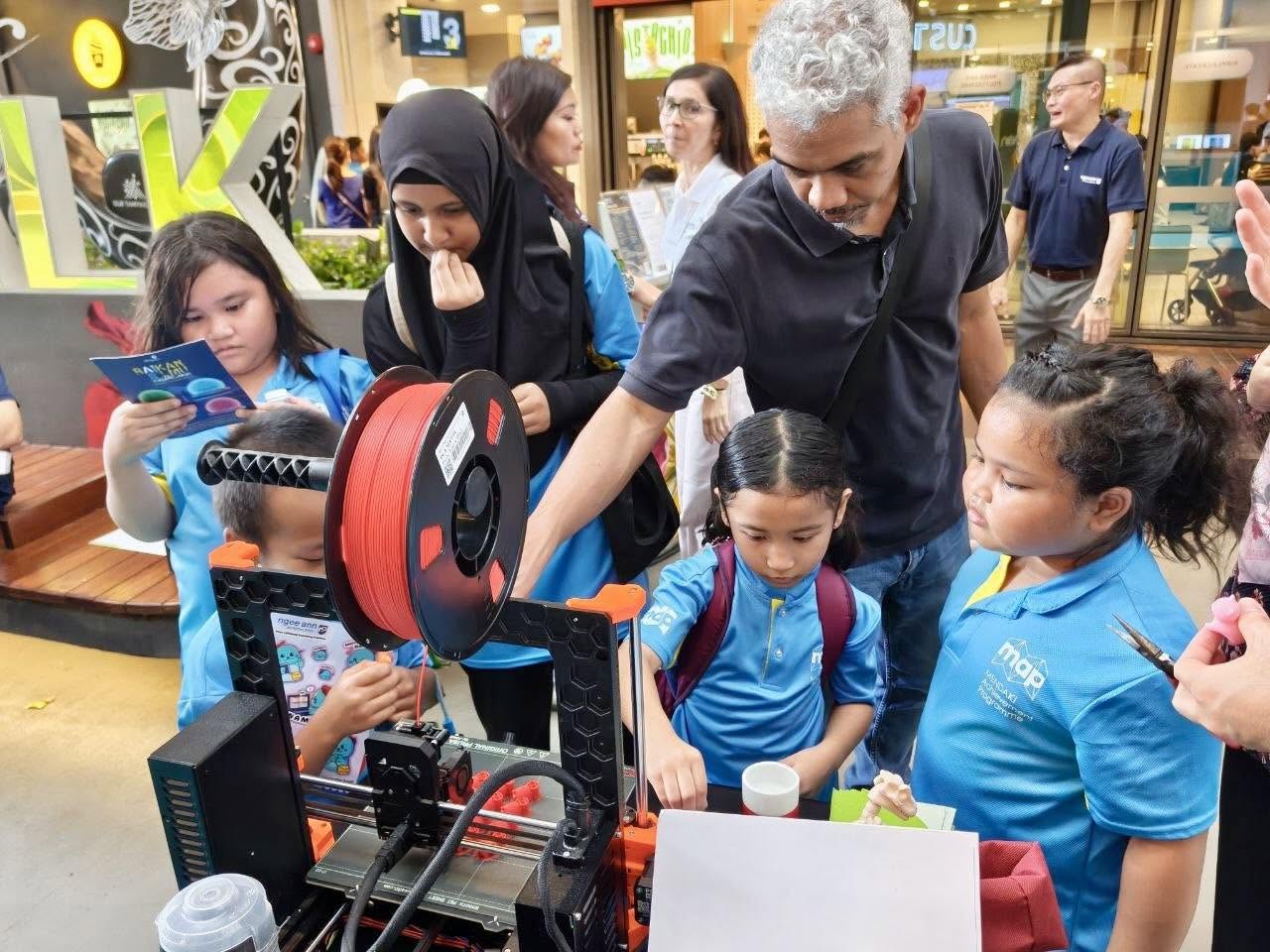 Raikan Ilmu at Heartlands 2026 crowd at Our Tampines Hub Central Plaza with event activities