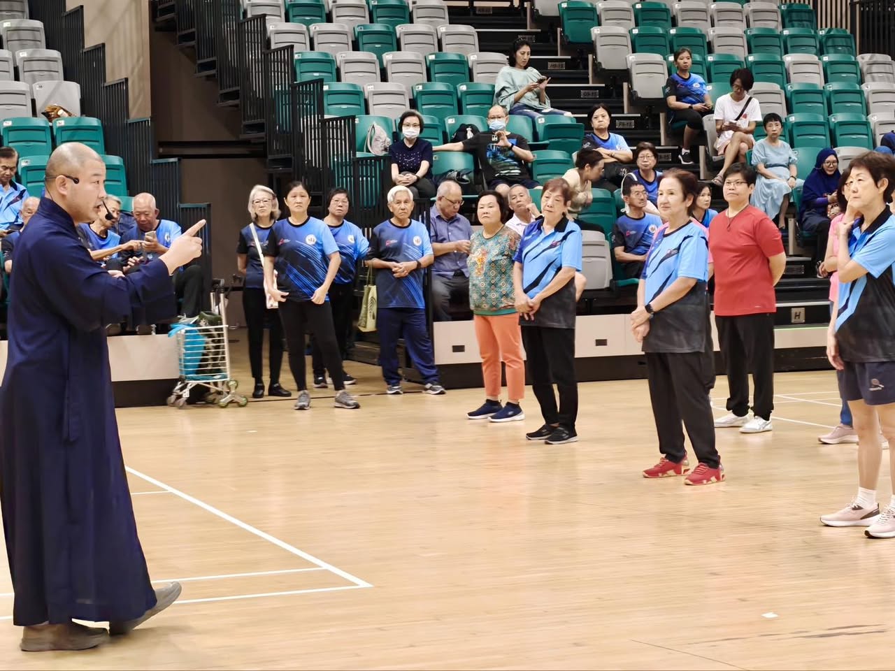 Community members gathered for the Tampines Kungfu & Healthy Lifestyle Exchange