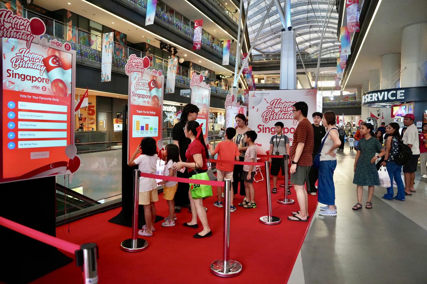 Visual celebrating Singapore's National Day and its iconic songs.