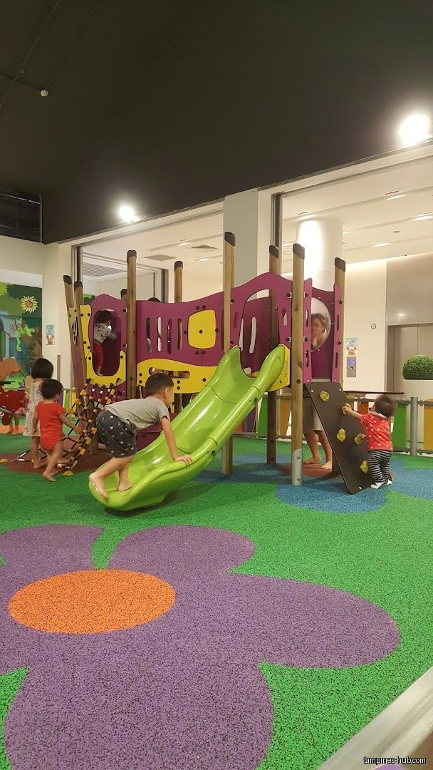 Festive Mall Play Zone
