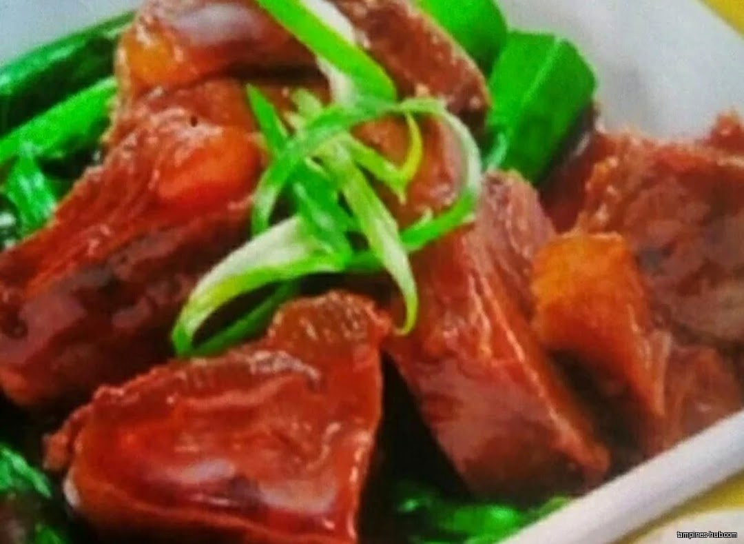 Hainan Beef Noodle & Claypot Rice